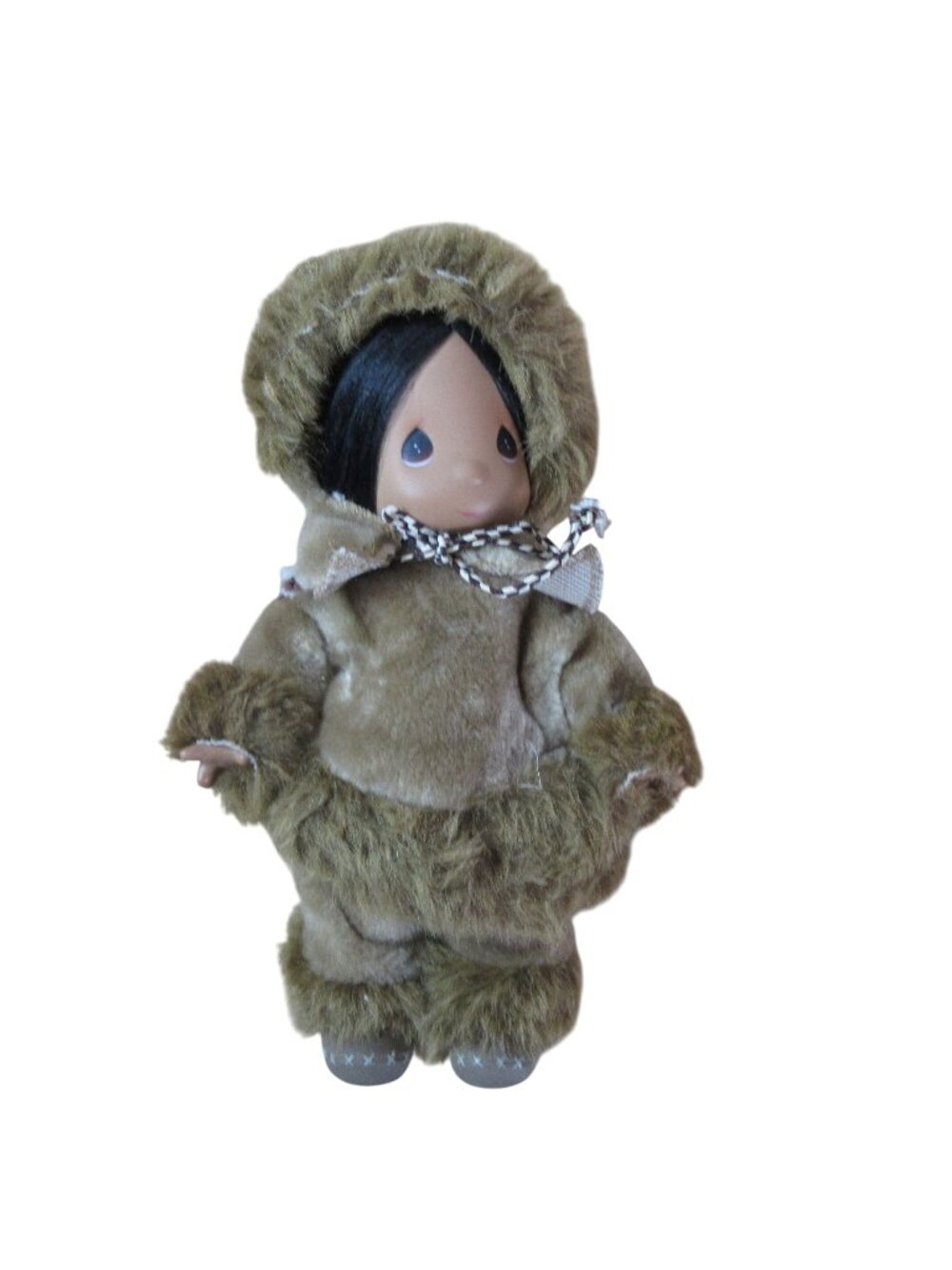 Precious Moments - Children of the World 9" Doll - Sulu Eskimo